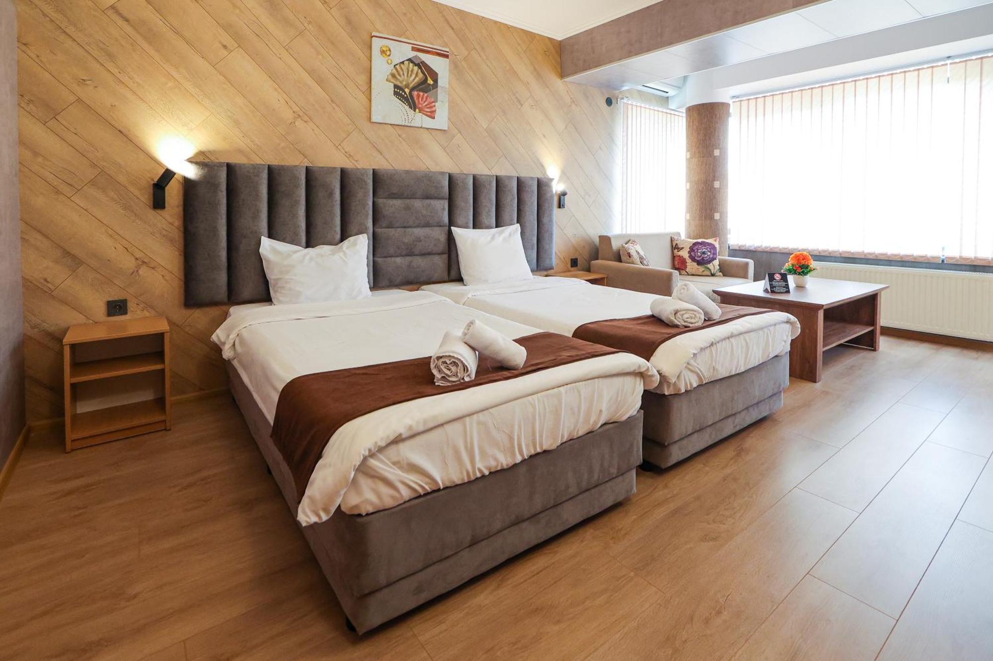 Family Hotel Gotse Delchev Ngoại thất bức ảnh